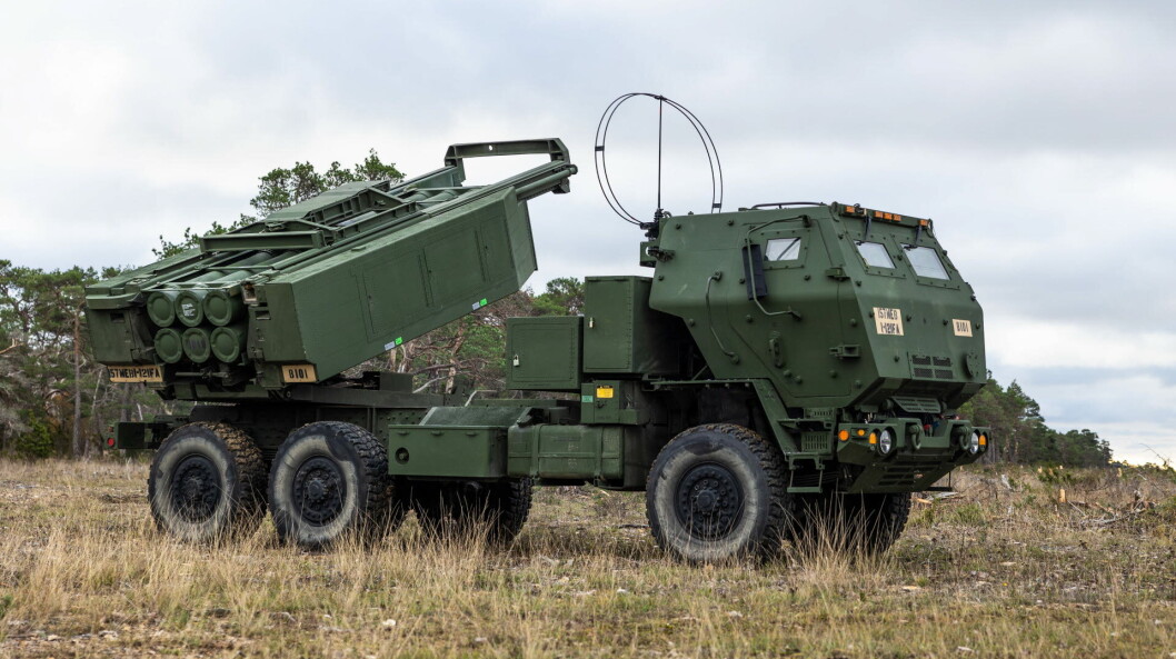OPERATIV: Få minutter etter landing var det amerikanske rakettartillerisystemet klar til bruk på Gotland. OPERATIV: Få minutter etter landing var det amerikanske rakettartillerisystemet klar til bruk på Gotland.
