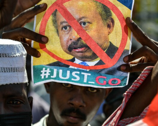 Militæret oppløser regjeringen i Sudan – statsministeren tatt til fange