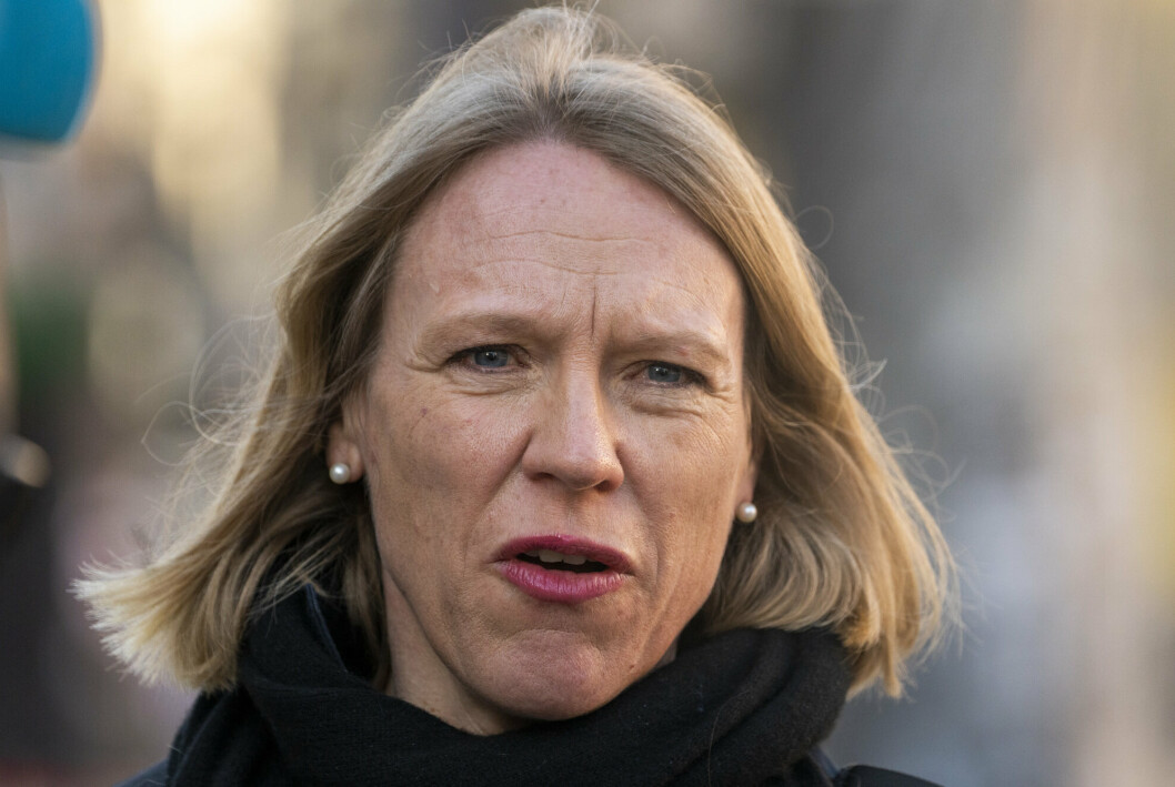 TIL NORGE: Utenriksminister Anniken Huitfeldt sier at en gruppe norske statsborgere er på vei fra Afghanistan til Norge.