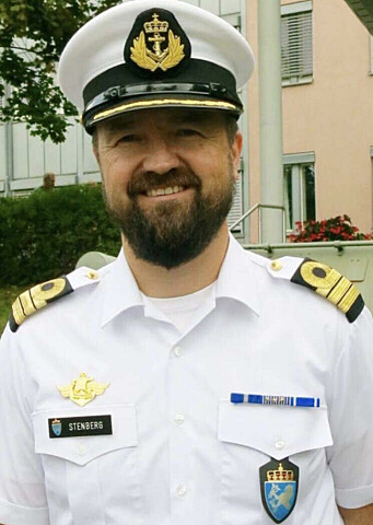 FR: Stenberg vil helst dele en FR med Forsvarssjefen. Da ville han diskutert militær ernæring. FR: Stenberg vil helst dele en FR med Forsvarssjefen. Da ville han diskutert militær ernæring.