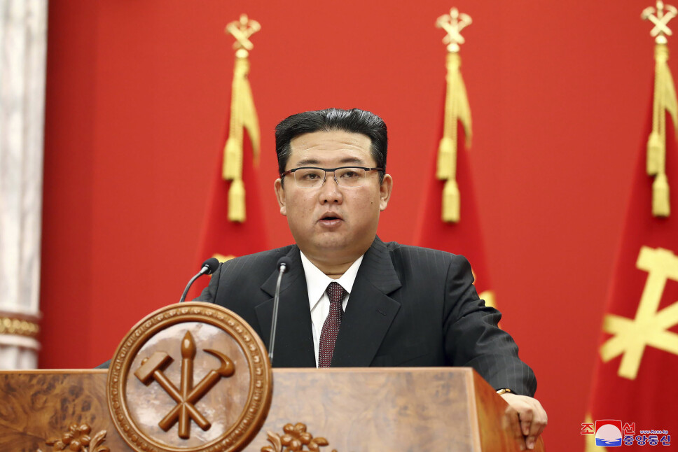 LEDER: Nord-Koreas leder kim Jong-un under en tale i Pyongyang 23. oktober.