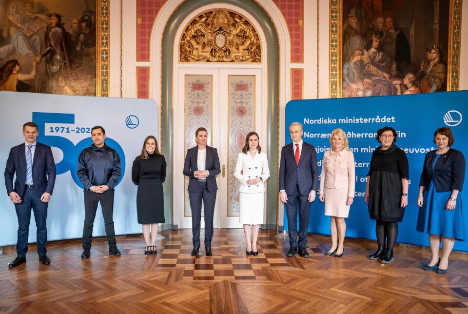 NORDISK RÅD: Statsminister Bardur a Steig Nielsen fra Færøyene (f.v.), statsminister Mute Bourup Egede fra Grønland, statsminister Katrin Jakobsdottir fra Island, statsminister Mette Frederiksen fra Danmark, statsminister Sanna Marin fra Finland, statsminister Jonas Gahr Støre fra Norge, handelsminister Anna Hallberg fra Sverige, statsminister Veronica Thornroos fra Åland og genealsekretær Paula Lehtomaki.