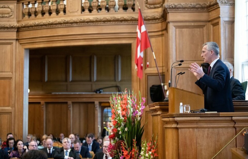 KINA BEKYMRER: – Jeg er bekymret for den kinesiske vekst, fordi Kina er en stor makt som påvirker vår sikkerhet. Men også fordi kineserne ikke deler våre verdier, sier Jens Stoltenberg.
