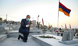 Armenia og Aserbajdsjan inngår våpenhvile