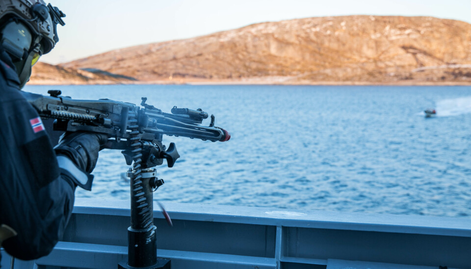 FLOTEX: Marineøvelsen FLOTEX 21 er i gang. Bildet viser en av artilleristene ombord på KNM Thor Heyerdahl under Flotex 2017
