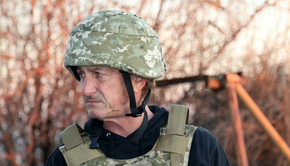 NY DOKUMENTAR: Sean Penn besøker frontlinjene i den ukrainske konflikten med Russland for en ny dokumentar.