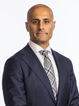 Mahmoud Farahmand (42) Mahmoud Farahmand (42)