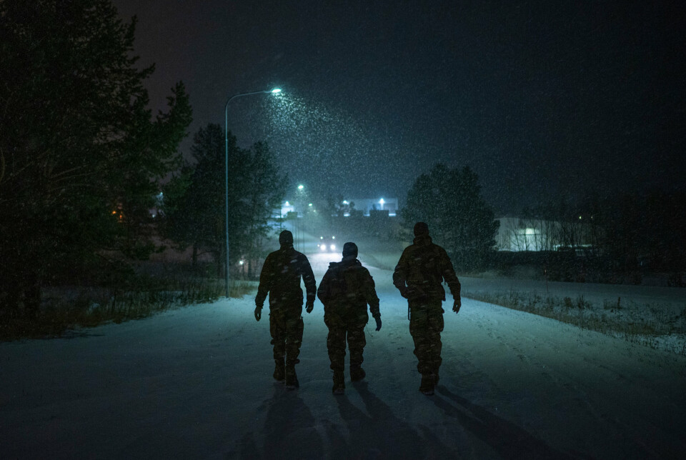 PORSANGMOEN: Soldater tilhørende Porsanger bataljon en vinterkveld i 2021. Bildet er et illustrasjonsbilde og ikke knyttet til smitteutbruddet.
