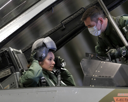 Prinsesse Ingrid Alexandra på tokt med F-16