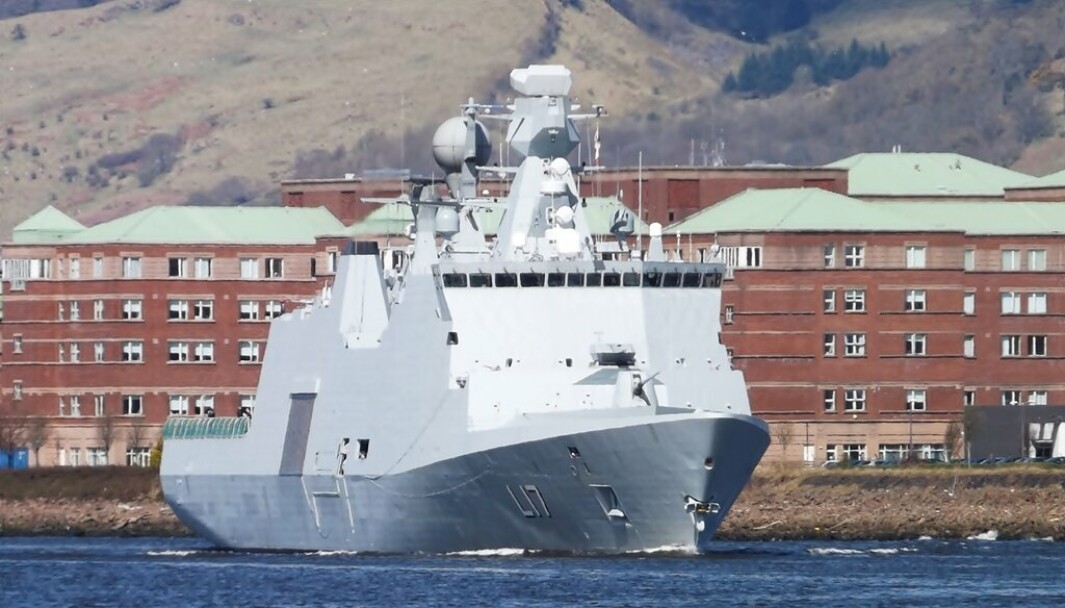 FREGATT: Den danske fregatten Esbern Snare avverget mandag et piratangrep utenfor kysten av Nigeria. Her var skipet ved den skotske byen Clydebank i 2013.