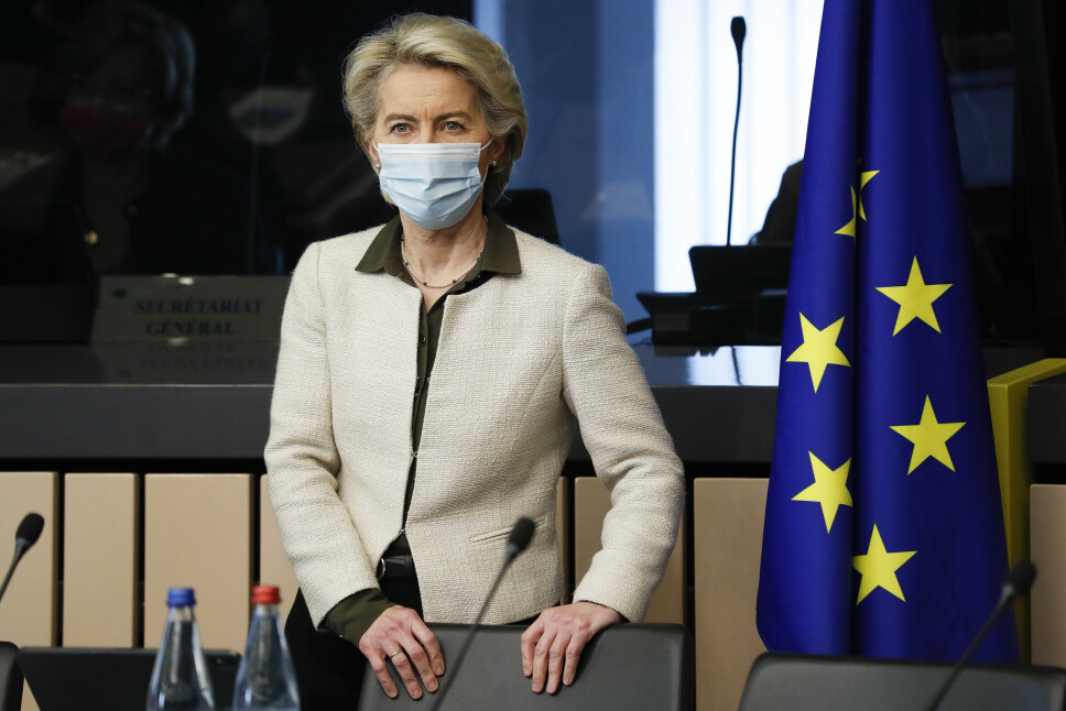 ADVARER: Enhver ytterligere aggresjon mot Ukraina vil medføre store konsekvenser for Russland, skriver Ursula von der Leyen på Twitter.