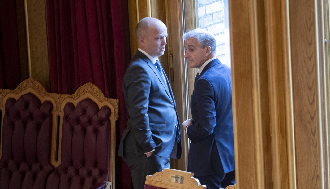 INGEN KONTAKT: Verken Trygve Slagsvold Vedum eller Jonas Gahr Støre har angivelig hatt kontakt med Nato-sjef Jens Stoltenberg i forbindelse med jobbsøknaden som sentralbanksjef. INGEN KONTAKT: Verken Trygve Slagsvold Vedum eller Jonas Gahr Støre har angivelig hatt kontakt med Nato-sjef Jens Stoltenberg i forbindelse med jobbsøknaden som sentralbanksjef.