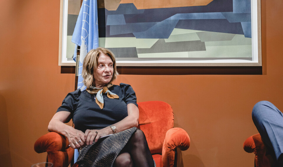 UNENIG: Mona Juul, Norges ambassadør til FN, er sterkt uenig i Russlands påstander om biologiske våpen i Ukraina. Her fotografert i kontorlokalene til den norske delegasjonen i New York.