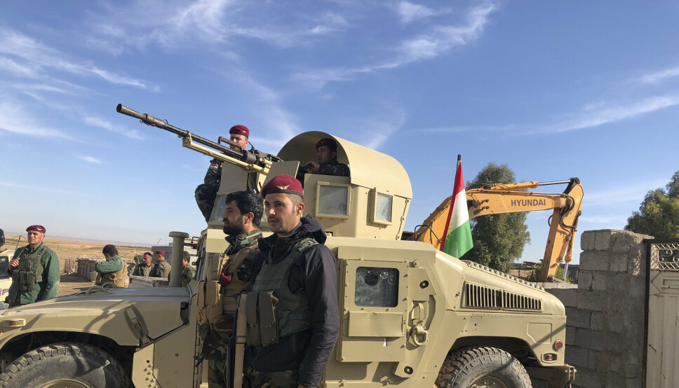 SAMARBEID: Irakiske og Kurdiske styrker jobber sammen for å kjempe mot IS.