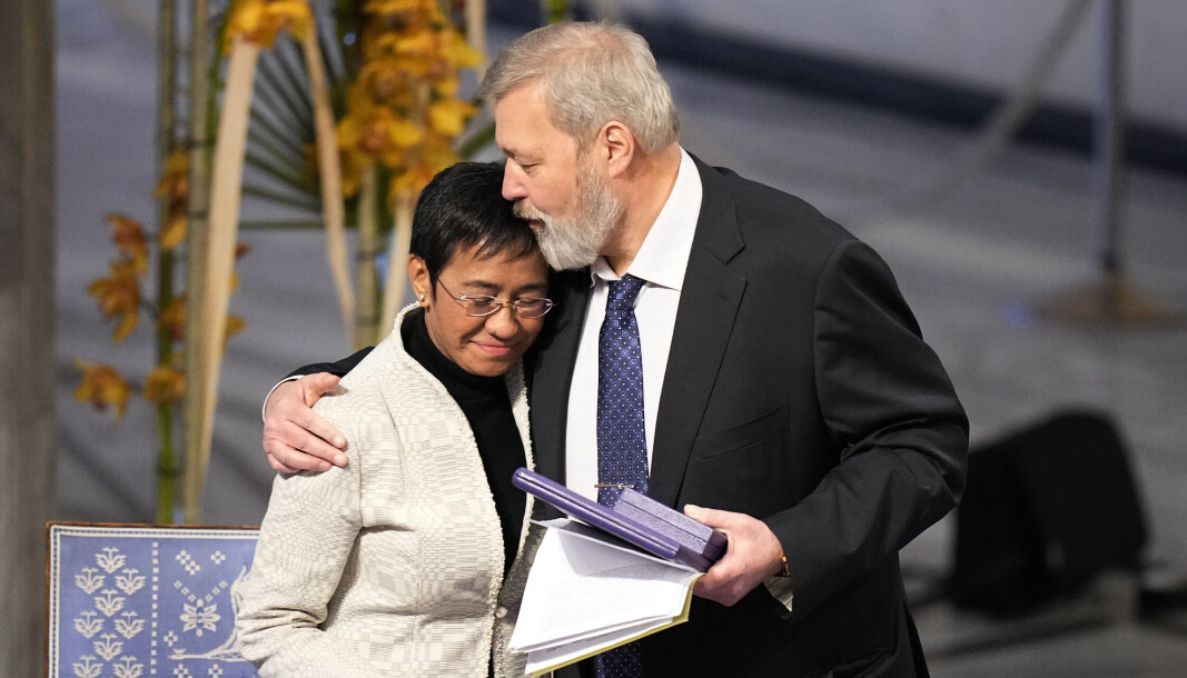 JOURNALISTER: Nobelprisvinnere Maria Ressa og Dmitry Muratov i Oslo tidligere i desember. JOURNALISTER: Nobelprisvinnere Maria Ressa og Dmitry Muratov i Oslo tidligere i desember.