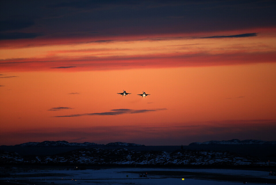 ØNSKET: Norske F-16 avbildet i forbindelse med at prinsesse Ingrid Alexandra fikk baksetetur i ett av jagerflyene 11. desember.