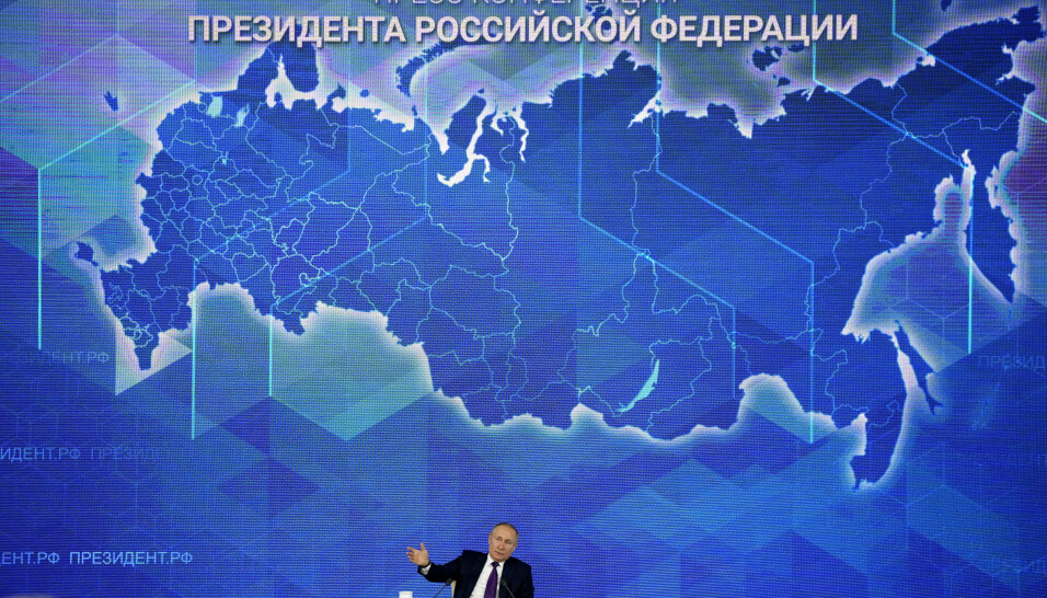 ÅRLIG PRESSEKONFERANSE: Russlands president Vladimir Putin sa på sin årlige pressekonferanse at han har fått positive signaler på mulige forhandlinger med Vesten etter nyttår.
