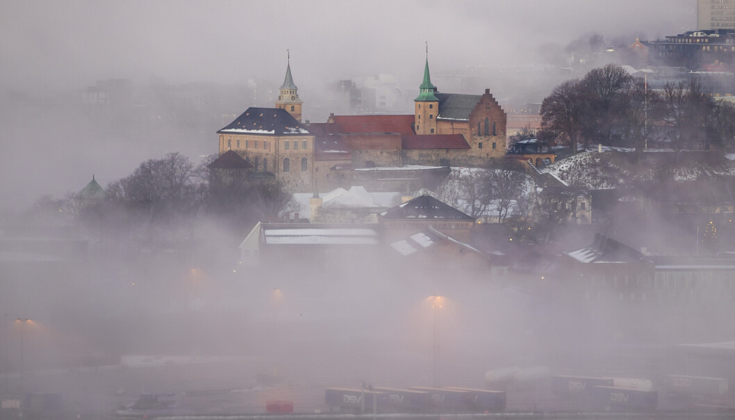 KULTURARV: Forsvarets hovedkirke på Akershus festning vitner om den norske kristne kulturarven, men Forsvaret er åpent for alle, uansett tro, skriver brigader Arne Opperud. Her skimtes festningen gjennom desember-tåken i 2018. KULTURARV: Forsvarets hovedkirke på Akershus festning vitner om den norske kristne kulturarven, men Forsvaret er åpent for alle, uansett tro, skriver brigader Arne Opperud. Her skimtes festningen gjennom desember-tåken i 2018.