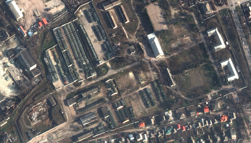 STYRKER: Satellittbilder viser russiske styrker på den ukrainske Krim-halvøyen, som Russland annekterte i 2014. Bildet er fra 13. desember 2021. STYRKER: Satellittbilder viser russiske styrker på den ukrainske Krim-halvøyen, som Russland annekterte i 2014. Bildet er fra 13. desember 2021.