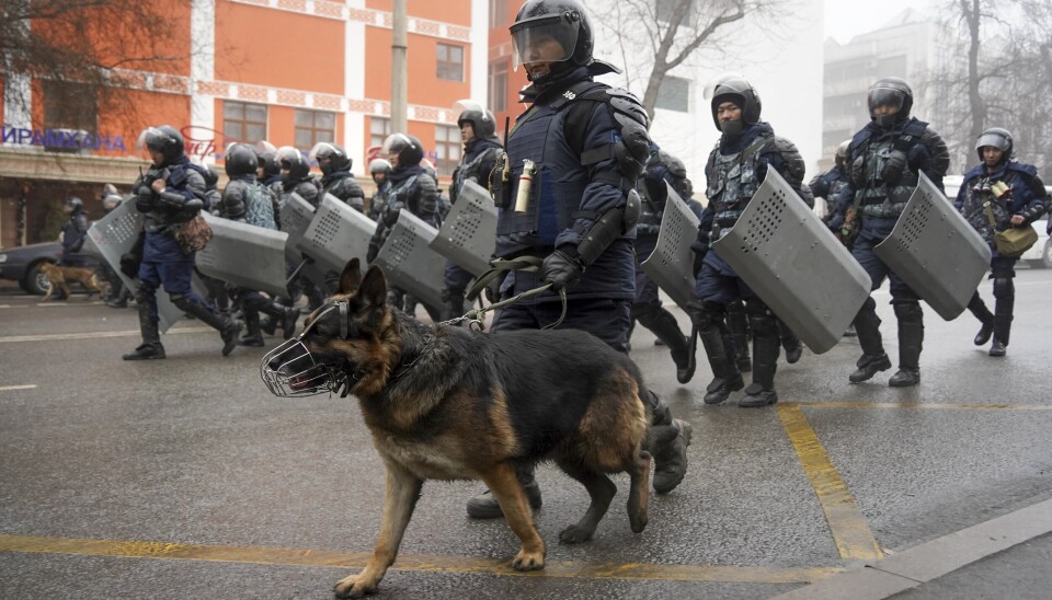 DEMO: Politifolk under en demonstrasjon i Almaty, Kasakhstan. DEMO: Politifolk under en demonstrasjon i Almaty, Kasakhstan.