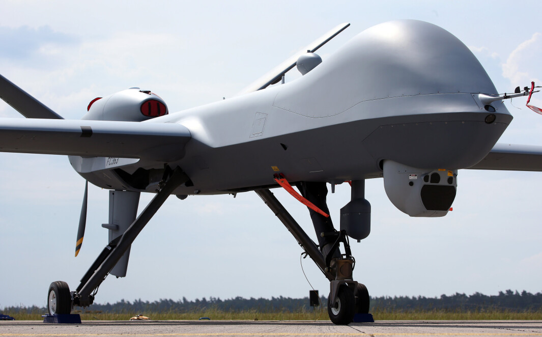 PREDATOR-DRONE: De skulle gjøre krig mindre farlig. Men avisen The New York Times avslører at USAs dronekrigføring i Syria og Irak har vært preget av dødelige feil. Her er en MQ9 Predator-drone utstilt i Berlin i 2016. PREDATOR-DRONE: De skulle gjøre krig mindre farlig. Men avisen The New York Times avslører at USAs dronekrigføring i Syria og Irak har vært preget av dødelige feil. Her er en MQ9 Predator-drone utstilt i Berlin i 2016.