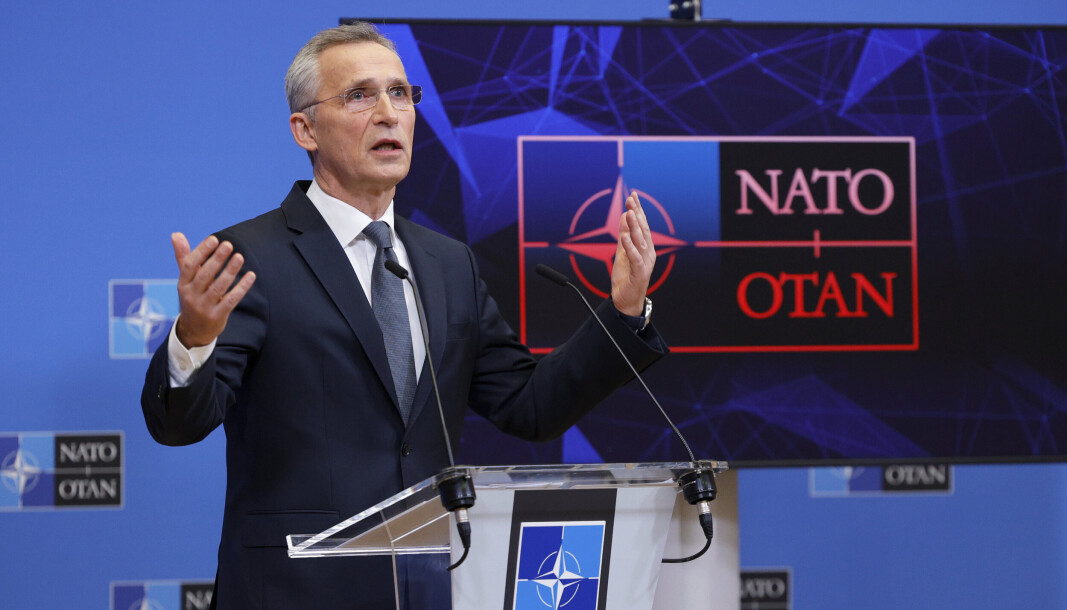 HASTEMØTE: Natos generalsekretær Jens Stoltenberg etter hastemøtet for alliansens utenriksministre fredag. HASTEMØTE: Natos generalsekretær Jens Stoltenberg etter hastemøtet for alliansens utenriksministre fredag.