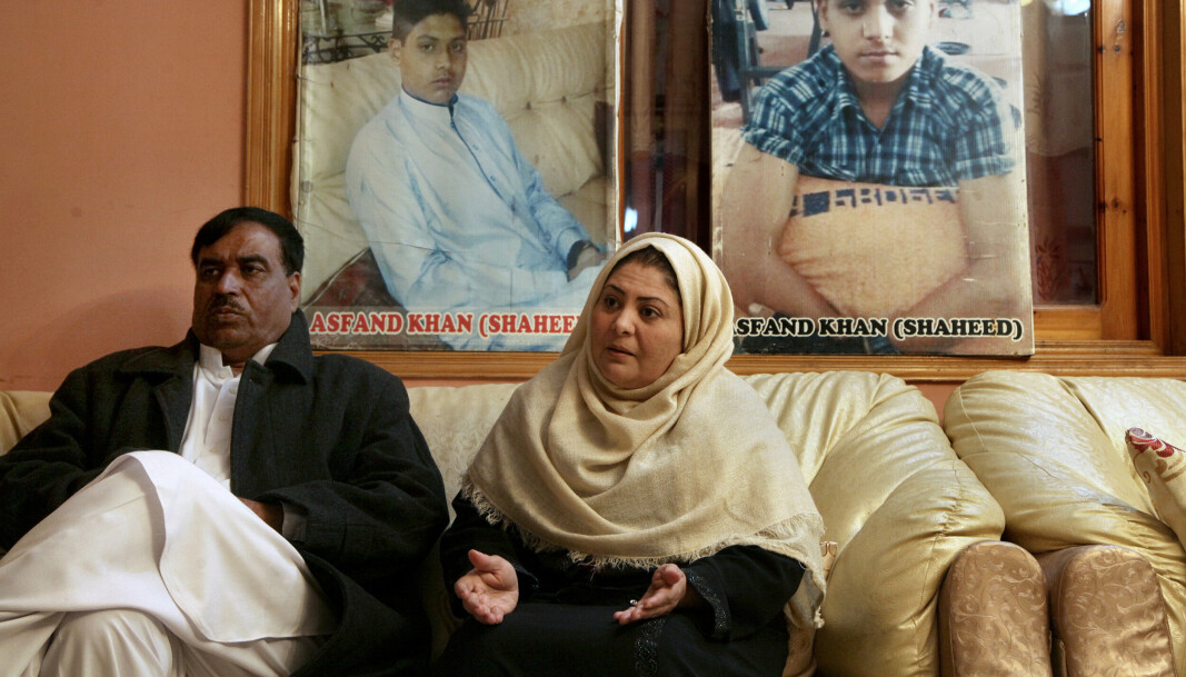 MISTET SØNNEN: Shahana og Ajoon Khan mistet sønnen Asfand for sju år siden i et terrorangrep som TTP sto bak. Nå sitter TPP-lederne i Afghanistan, men det ser ikke ut til at Taliban vil nekte dem å operere fra afghansk territorium