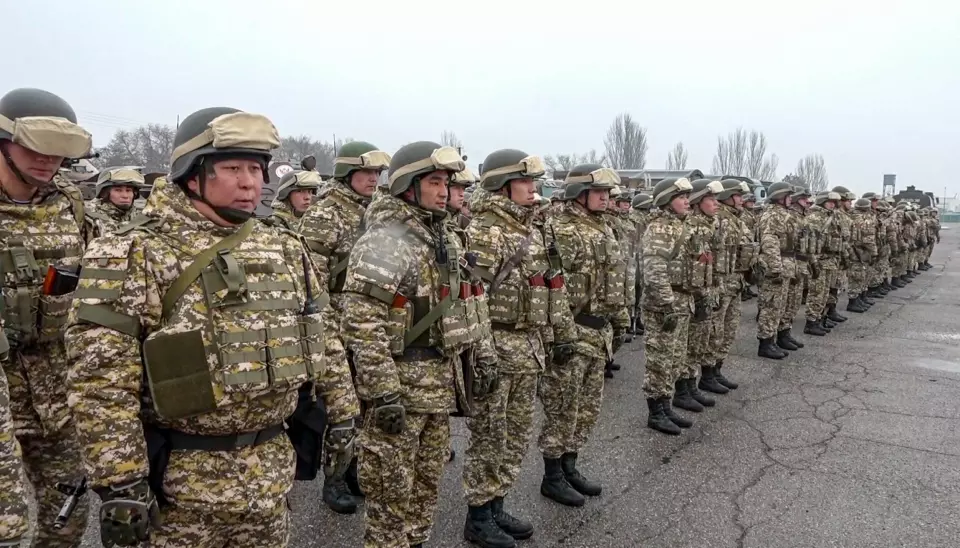 OPPTØYER: Den kollektive sikkerhetspakten (CSTO) sendte drøyt 2.000 soldater til Kasakhstan for å bistå myndighetene med å slå ned opptøyer. Soldatene kom blant annet fra Kirgisistan (bildet)