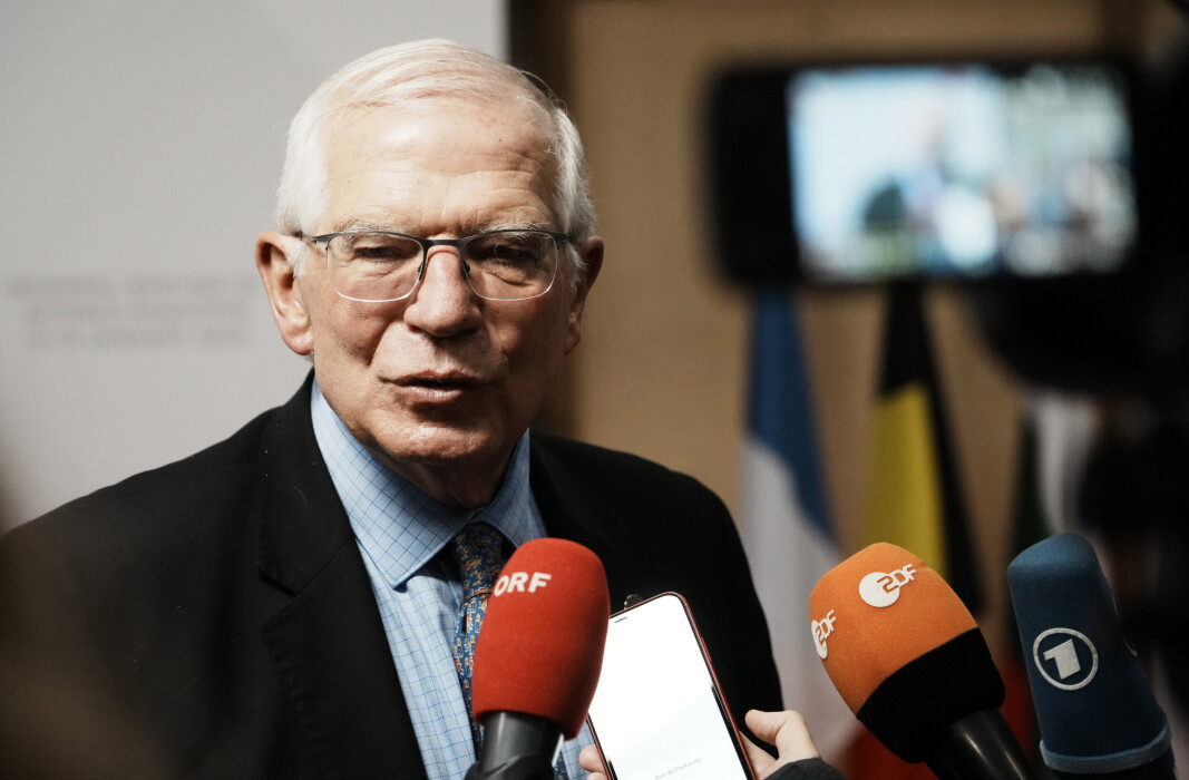 PRESSE: EUs utenrikssjef, Josep Borrell, snakker med pressen før møte med EUs forsvarsministere torsdag 13. januar 2021. PRESSE: EUs utenrikssjef, Josep Borrell, snakker med pressen før møte med EUs forsvarsministere torsdag 13. januar 2021.