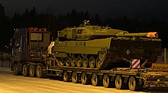Tysk lastebil fraktet stridsvogn til Rena – fikk gebyr på 153 000 kroner