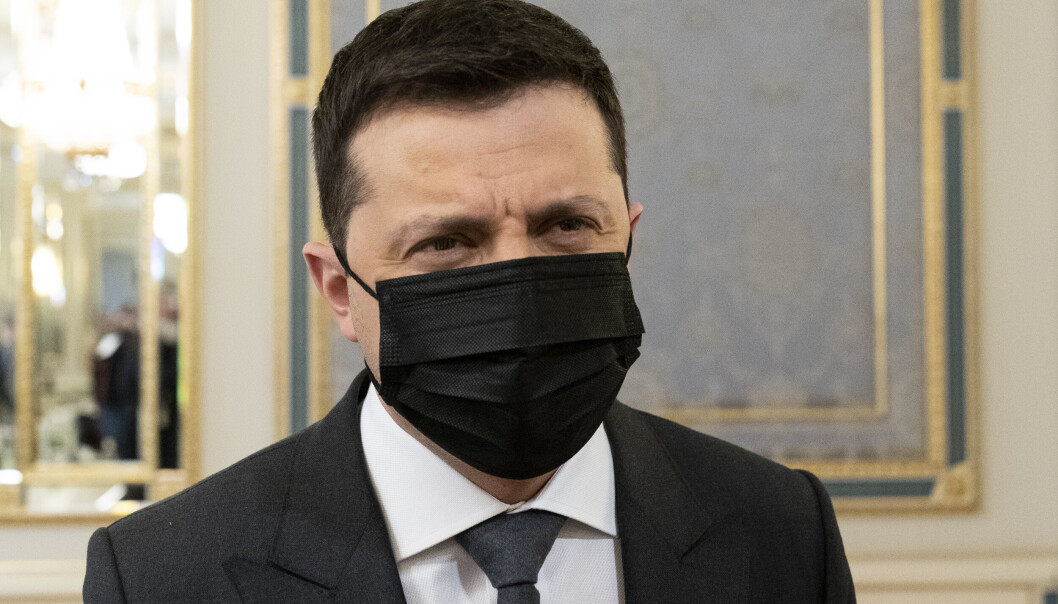 INVASJON: Ukrainas president Volodymyr Zelenskyj toner ned risikoen for en russisk invasjon av landet, trass i at Russland har mønstret store styrker langs grensa. Onsdag tok han imot USAs utenriksminister Antony Blinken til samtaler om situasjonen. INVASJON: Ukrainas president Volodymyr Zelenskyj toner ned risikoen for en russisk invasjon av landet, trass i at Russland har mønstret store styrker langs grensa. Onsdag tok han imot USAs utenriksminister Antony Blinken til samtaler om situasjonen.
