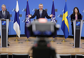 Sverige sier seg fornøyd med å stå utenfor Nato