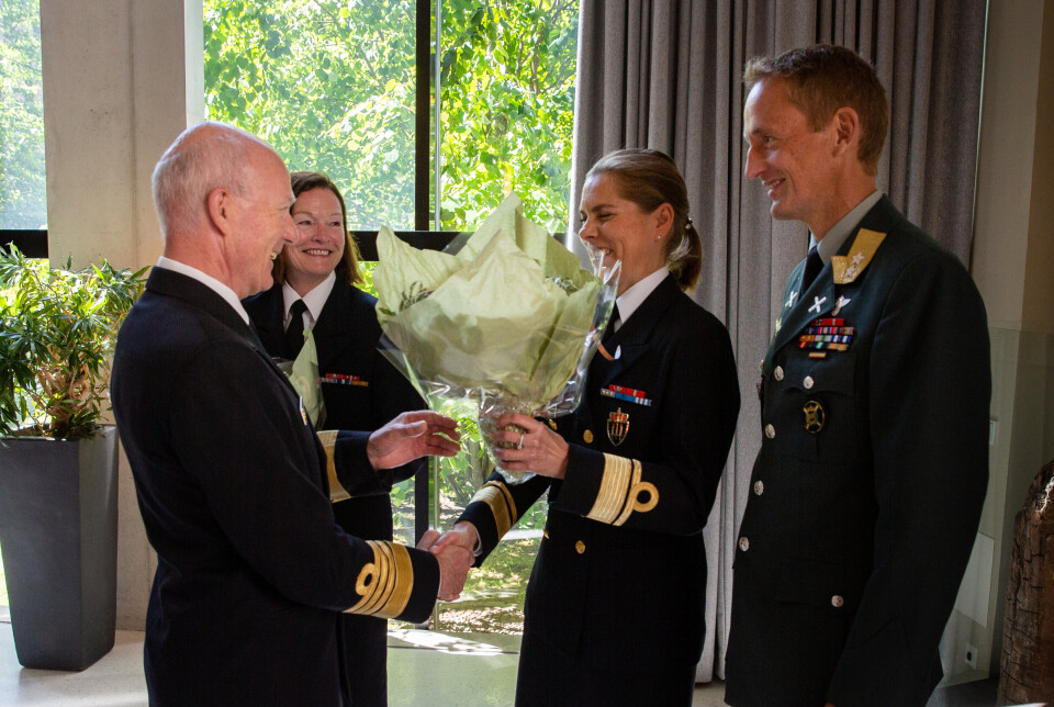 SJEFER: I juni 2019 gratulerte daværende forsvarssjef Haakon Bruun-Hanssen viseadmiral Elisabeth Natvig, viseadmiral Louise Dedichen og daværende generalmajor Eirik Kristoffersen med nye jobber som henholdsvis sjef for Forsvarsstaben, sjef for militærmisjonen i Brussel og sjef for Hæren. De tre sitter i dag på toppstillinger i Forsvaret.