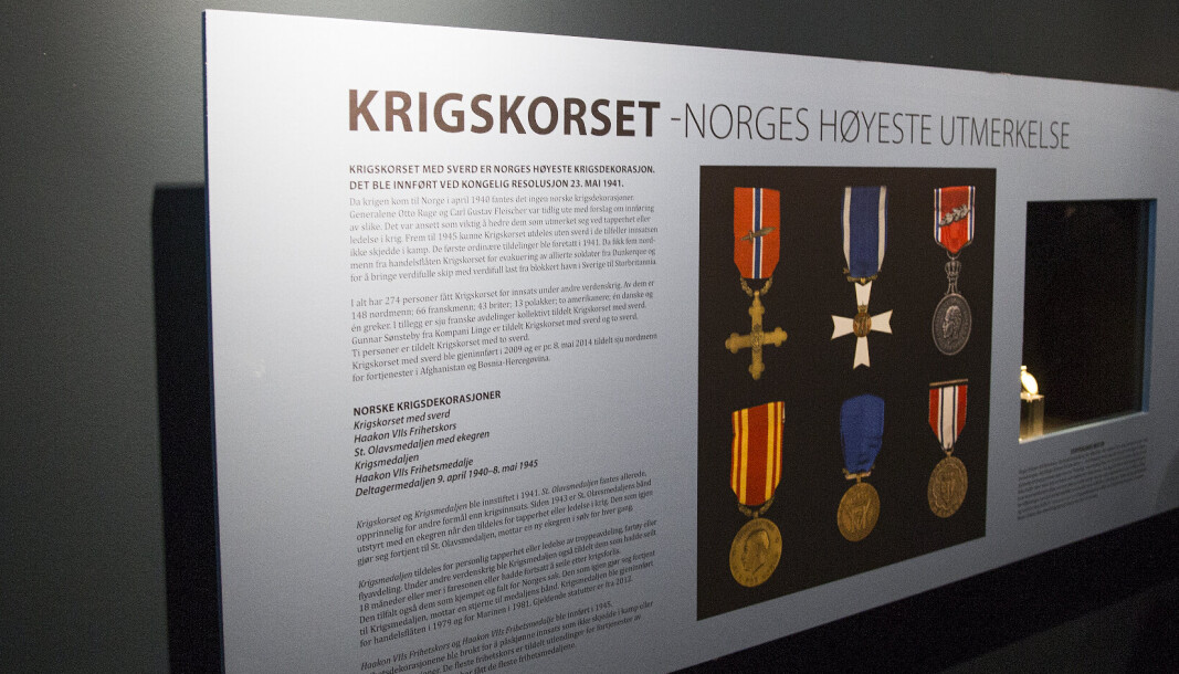 MEDALJE: Krigskorset (Olavskorset øverst til venstre), ofte omtalt som Krigskorset med sverd, er Norges høyeste utmerkelse. Nå får medaljen et eget musikkstykke. MEDALJE: Krigskorset (Olavskorset øverst til venstre), ofte omtalt som Krigskorset med sverd, er Norges høyeste utmerkelse. Nå får medaljen et eget musikkstykke.
