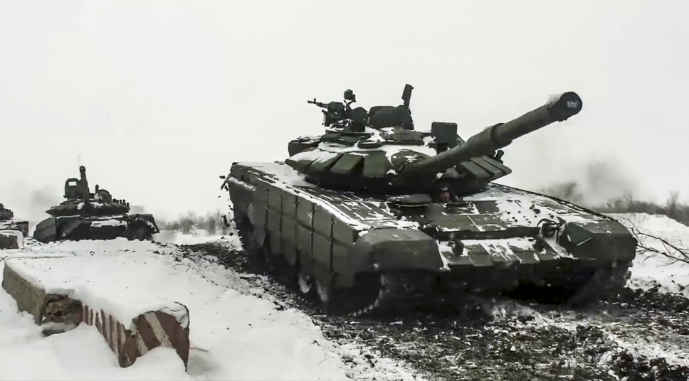 ØVELSE: En russisk stridsvogn under en øvelse i Rostov-regionen.