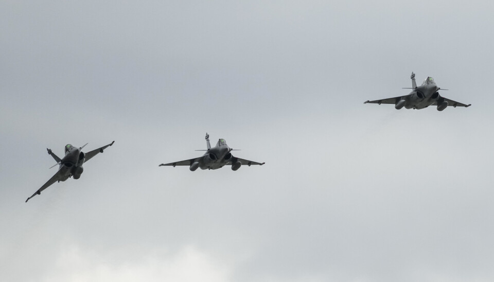 MULIG: Jagerfly av typen Rafale jagerfly over militærbasen Tangara i Hellas.