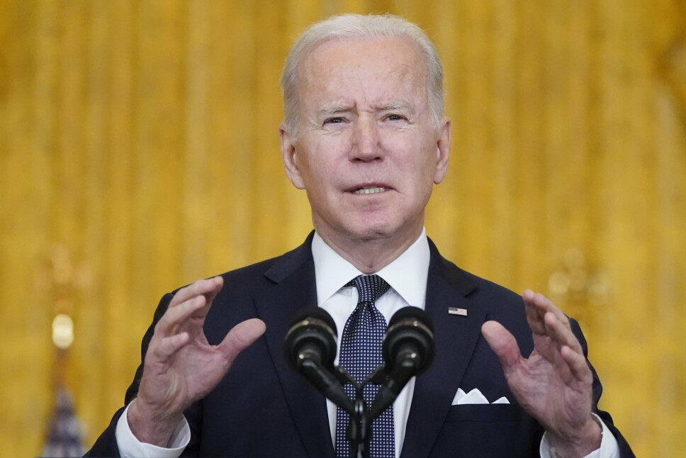 TRENGER BEVIS: USAs president Joe Biden snakker om Ukraina i Det hvite hus, tirsdag 15. februar 2022, i Washington.