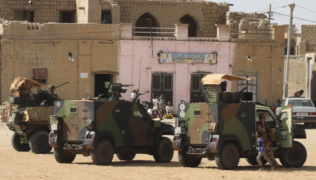 PATRULJE: Franske Barkhane-styrker patruljerer gatene i Timbuktu, Mali, 29. september 2021. Paris forble uvanlig stille etter at Malis regjerende junta denne uken beordret den franske ambassadøren til å forlate det vestafrikanske landet. PATRULJE: Franske Barkhane-styrker patruljerer gatene i Timbuktu, Mali, 29. september 2021. Paris forble uvanlig stille etter at Malis regjerende junta denne uken beordret den franske ambassadøren til å forlate det vestafrikanske landet.