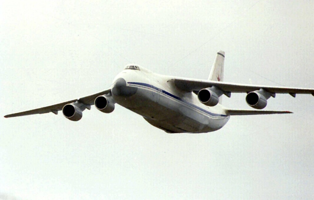 STØRST: Antonov 124 er det største militære transportflyet i verden. STØRST: Antonov 124 er det største militære transportflyet i verden.