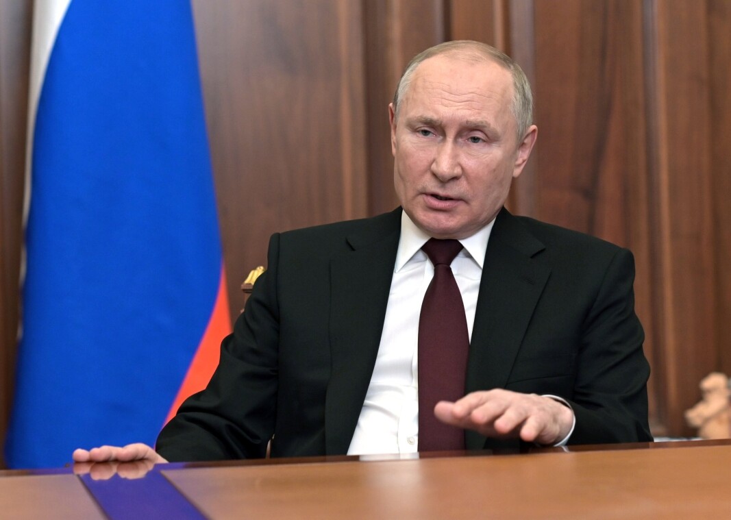 TALE: Russlands president Vladimir Putin anerkjente Donetsk og Lugansk i en tale mandag kveld. TALE: Russlands president Vladimir Putin anerkjente Donetsk og Lugansk i en tale mandag kveld.