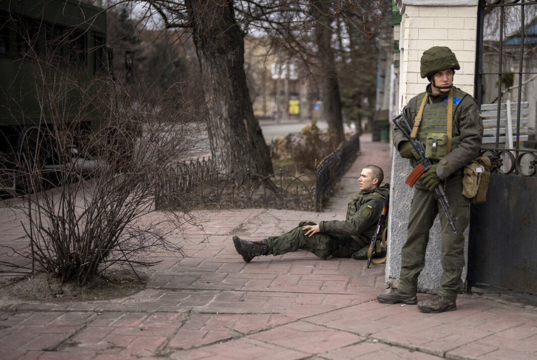 KRIG: Russlands krig mot Ukraina vil likevel påvirke sikkerhetspolitikken i flere år, sier sjef for Forsvarets operative hovedkvarter Yngve Odlo. På bildet ser vi ukrainske solldater i Kyiv. KRIG: Russlands krig mot Ukraina vil likevel påvirke sikkerhetspolitikken i flere år, sier sjef for Forsvarets operative hovedkvarter Yngve Odlo. På bildet ser vi ukrainske solldater i Kyiv.