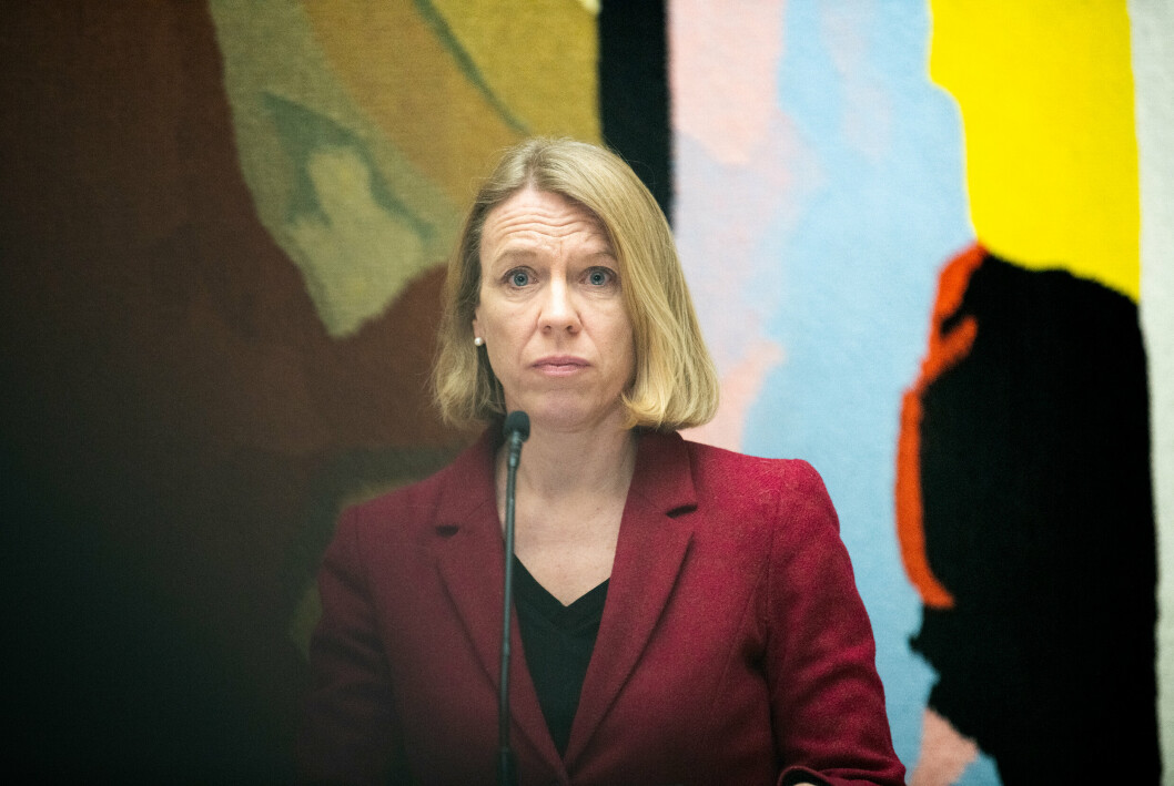 VÅPEN: Norge er på linje med en rekke allierte land ved å sende våpen til Ukraina, mener regjeringen her ved utenriksminister Anniken Huitfeldt.