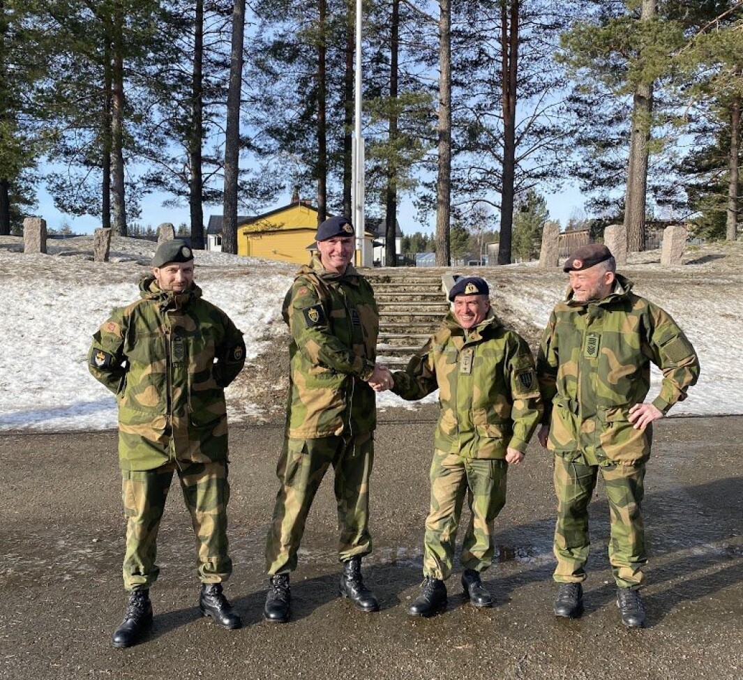 SJEF: fra venstre, sjefssersjant for Befalsskolen Ole Kristian Helbø, ny sjef for befalsskolen Kato Kvitne, sjef for FHS Lars Arne Aulie, sersjant major, sjefsersjant for FHS Jan Helge SJEF: fra venstre, sjefssersjant for Befalsskolen Ole Kristian Helbø, ny sjef for befalsskolen Kato Kvitne, sjef for FHS Lars Arne Aulie, sersjant major, sjefsersjant for FHS Jan Helge