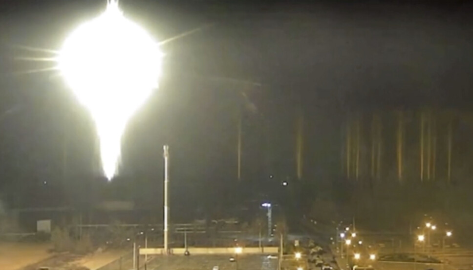 ATOMKRAFTVERK: Russiske styrker nærmer seg Ukrainas nest største atomkraftverk, ifølge USAs FN-ambassadør Linda Thomas-Greenfield. Natt til fredag oppsto det brann ved kraftverket Zaporizjzja, Europas største, etter et russisk angrep.