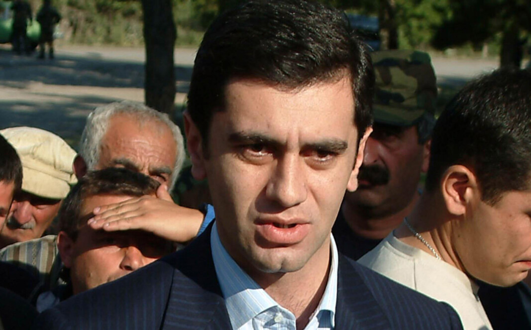 I UKRAINA: Tidliger forsvarsminsiter Irakli Okruasjvili i 2004. Denne uken dro han til Ukraina, for å slutte seg til brigadene med frivillige soldater. I UKRAINA: Tidliger forsvarsminsiter Irakli Okruasjvili i 2004. Denne uken dro han til Ukraina, for å slutte seg til brigadene med frivillige soldater.