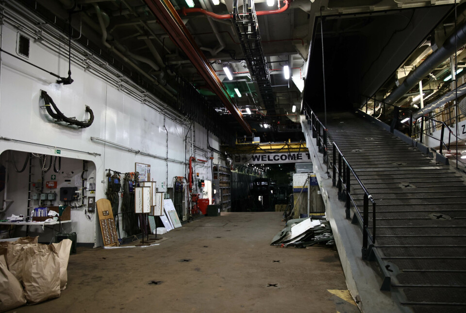 VELKOMMEN OM BORD: Slik ser det ut på innsiden av HMS «Albion».