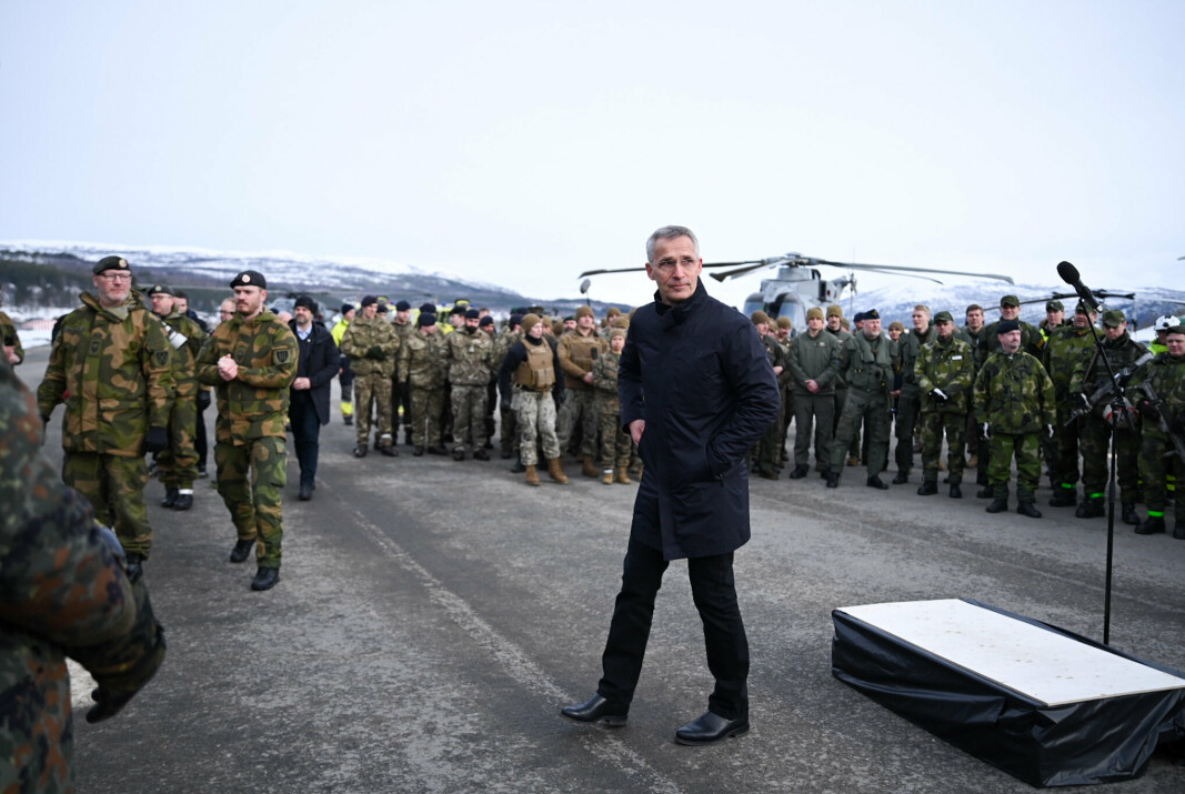 BUDSKAP: – Dere er en del av Natos synlighet og kan være stolte av felles innsats i Øvelse Cold Response og generelt i nord, sa Stoltenberg henvendt til soldatene som er samlet på Bardufoss fredag.