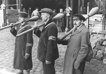 Medlemmer av tyske Volkssturm bevæpnet med «Panzerfaust».