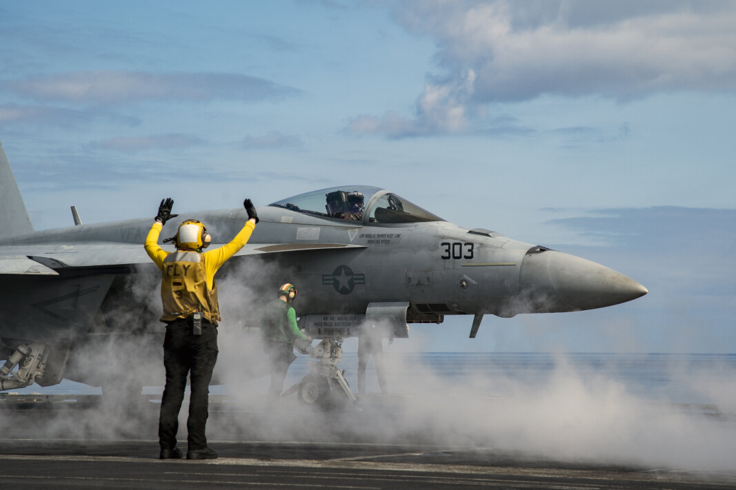 TIL TYSKLAND: Et fly av typen EA-18G Growler på dekk om bord hangarskipet USS Harry S. Truman, torsdag 17. mars. Denne uken ankom seks slike fly Tyskland. TIL TYSKLAND: Et fly av typen EA-18G Growler på dekk om bord hangarskipet USS Harry S. Truman, torsdag 17. mars. Denne uken ankom seks slike fly Tyskland.