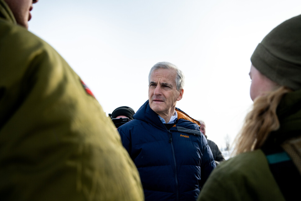 Jonas Gahr Støre i Bardufoss under øvelsen Cold Response